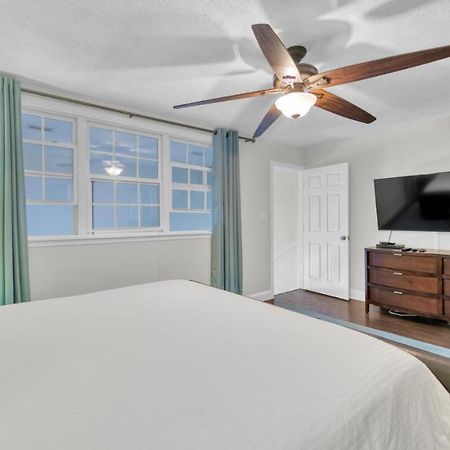 Crystal Villas 12B - Updated 2 Bedroom With Loft Beach Front Condo In The Heart Of Destin Exterior foto