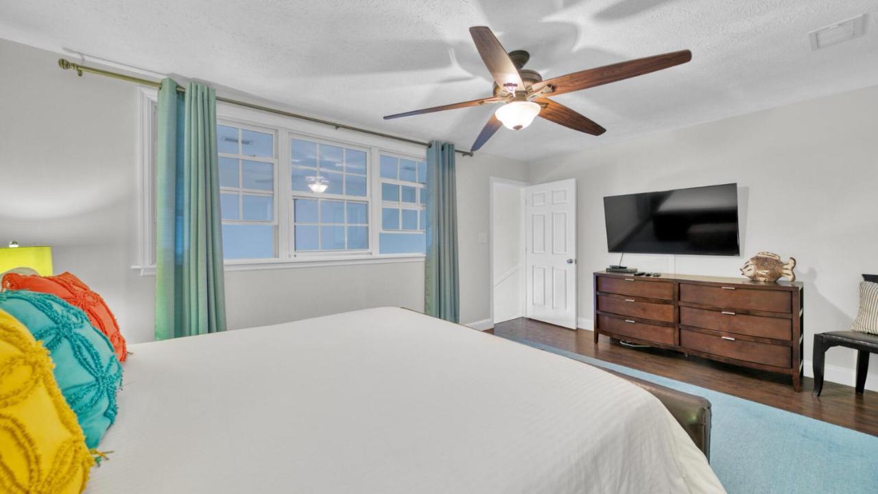 Crystal Villas 12B - Updated 2 Bedroom With Loft Beach Front Condo In The Heart Of Destin Exterior foto