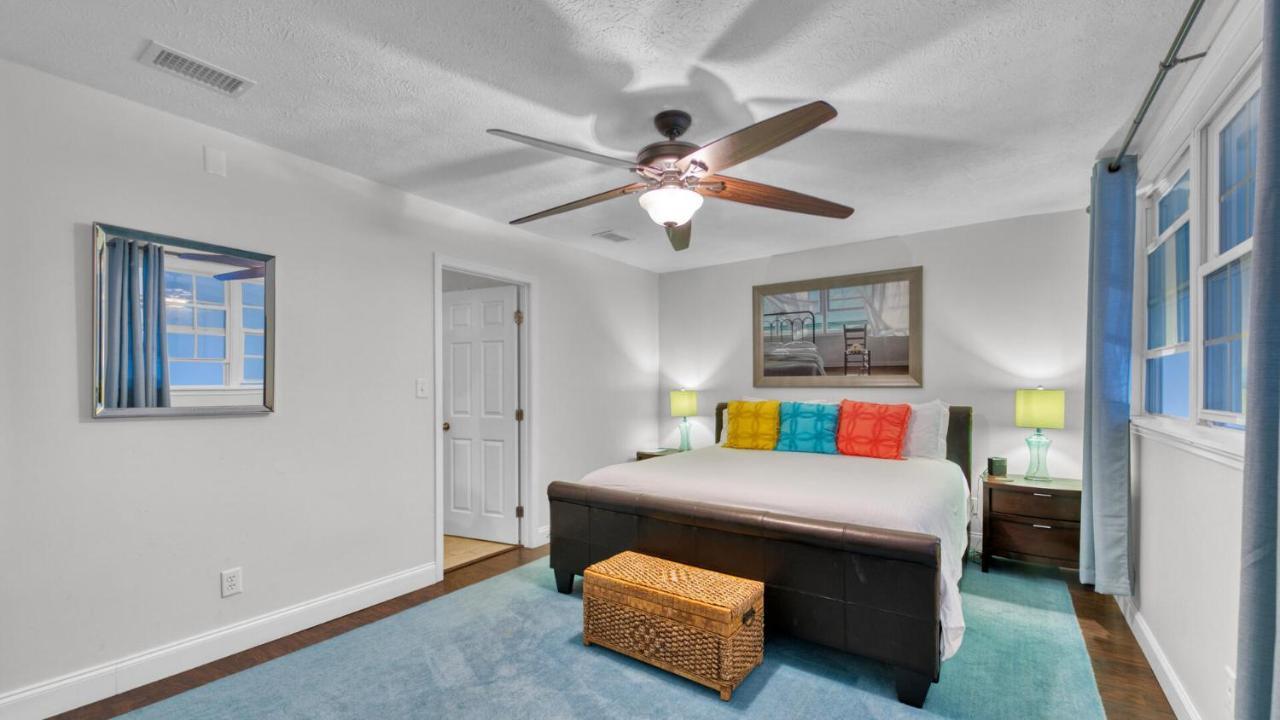 Crystal Villas 12B - Updated 2 Bedroom With Loft Beach Front Condo In The Heart Of Destin Exterior foto